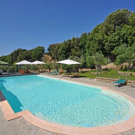 Lejlighed Sleeps 5 Pool *