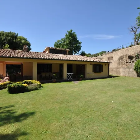 Sleeps 5 Pool Lejlighed Sovana